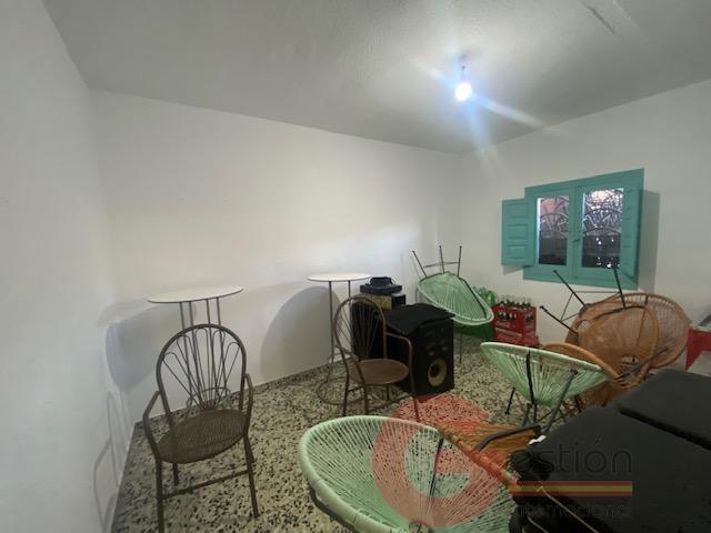 Venta de edificio en Otívar