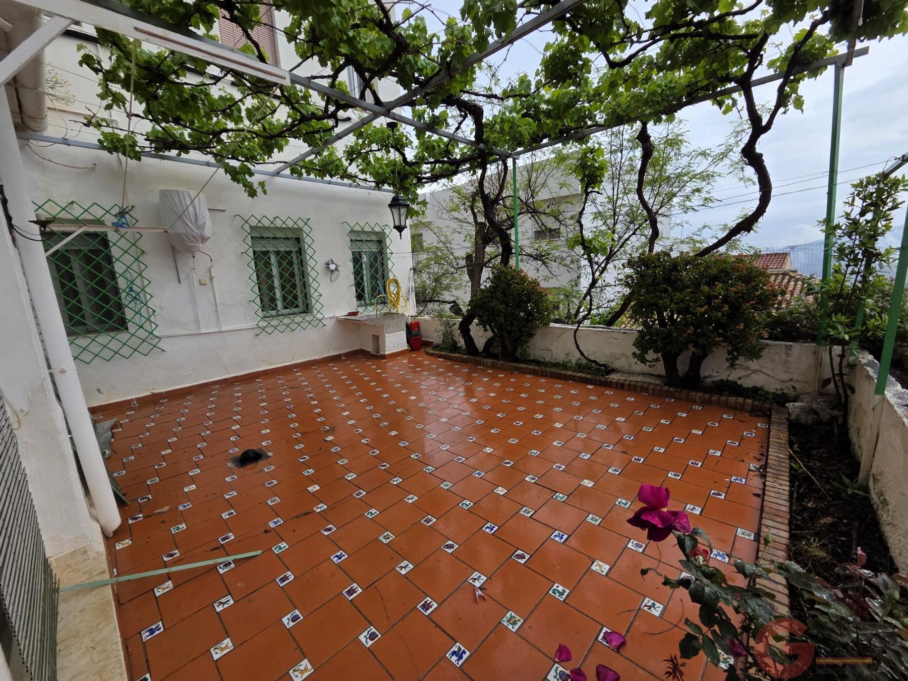 Venta de casa en Lanjarón
