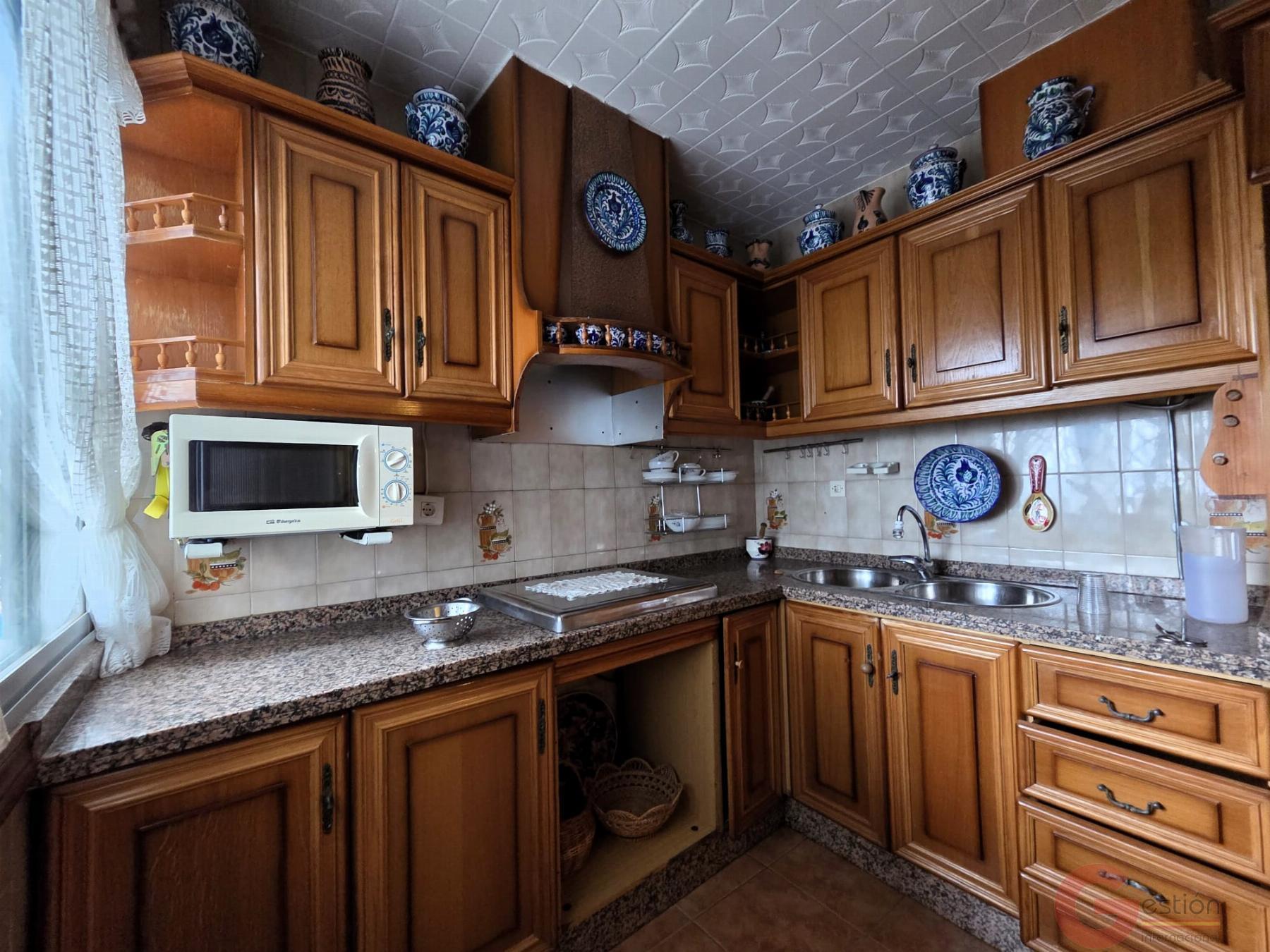 Venta de casa en Lanjarón