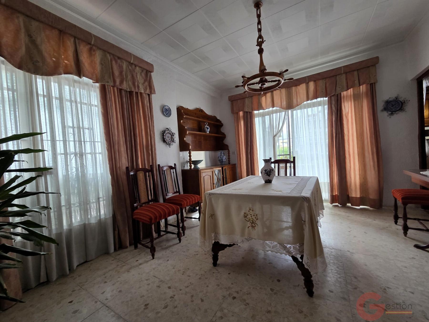 Venta de casa en Lanjarón
