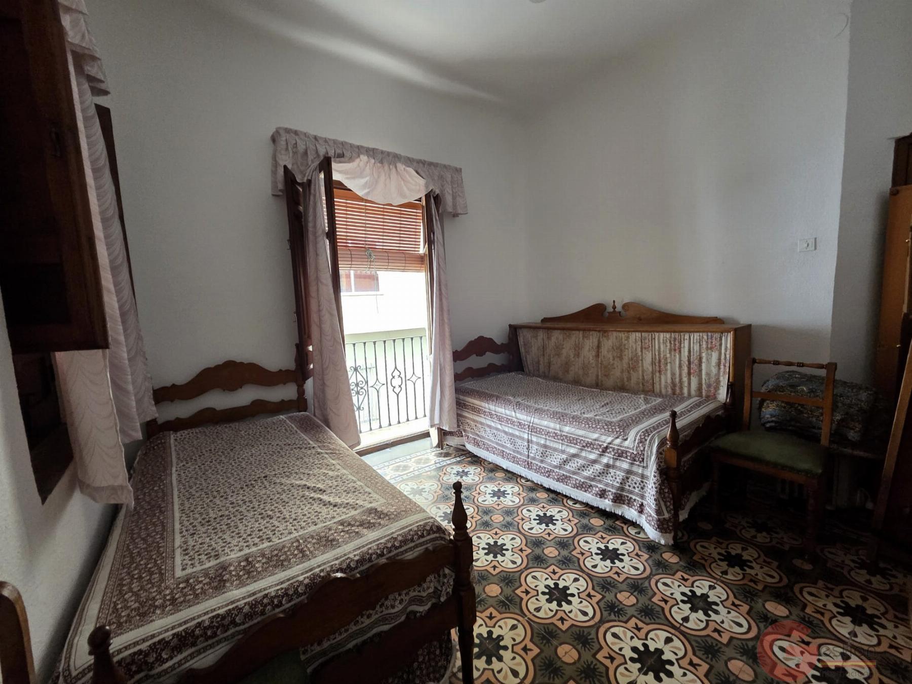 Venta de casa en Lanjarón