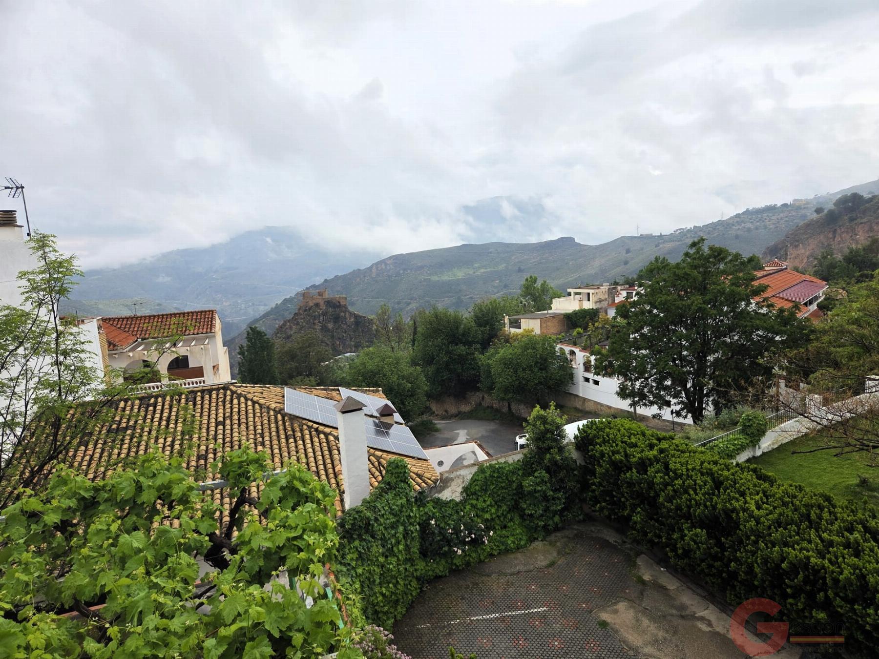 Venta de casa en Lanjarón