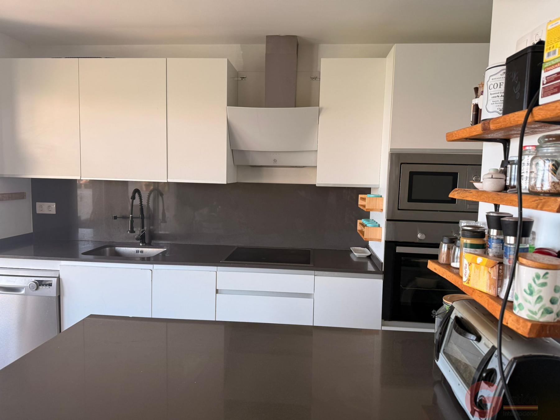 Venta de piso en Almuñécar