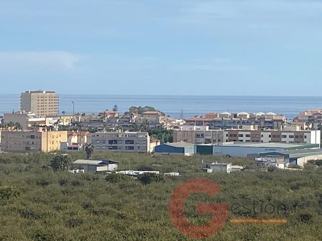 Venta de casa en Almuñécar