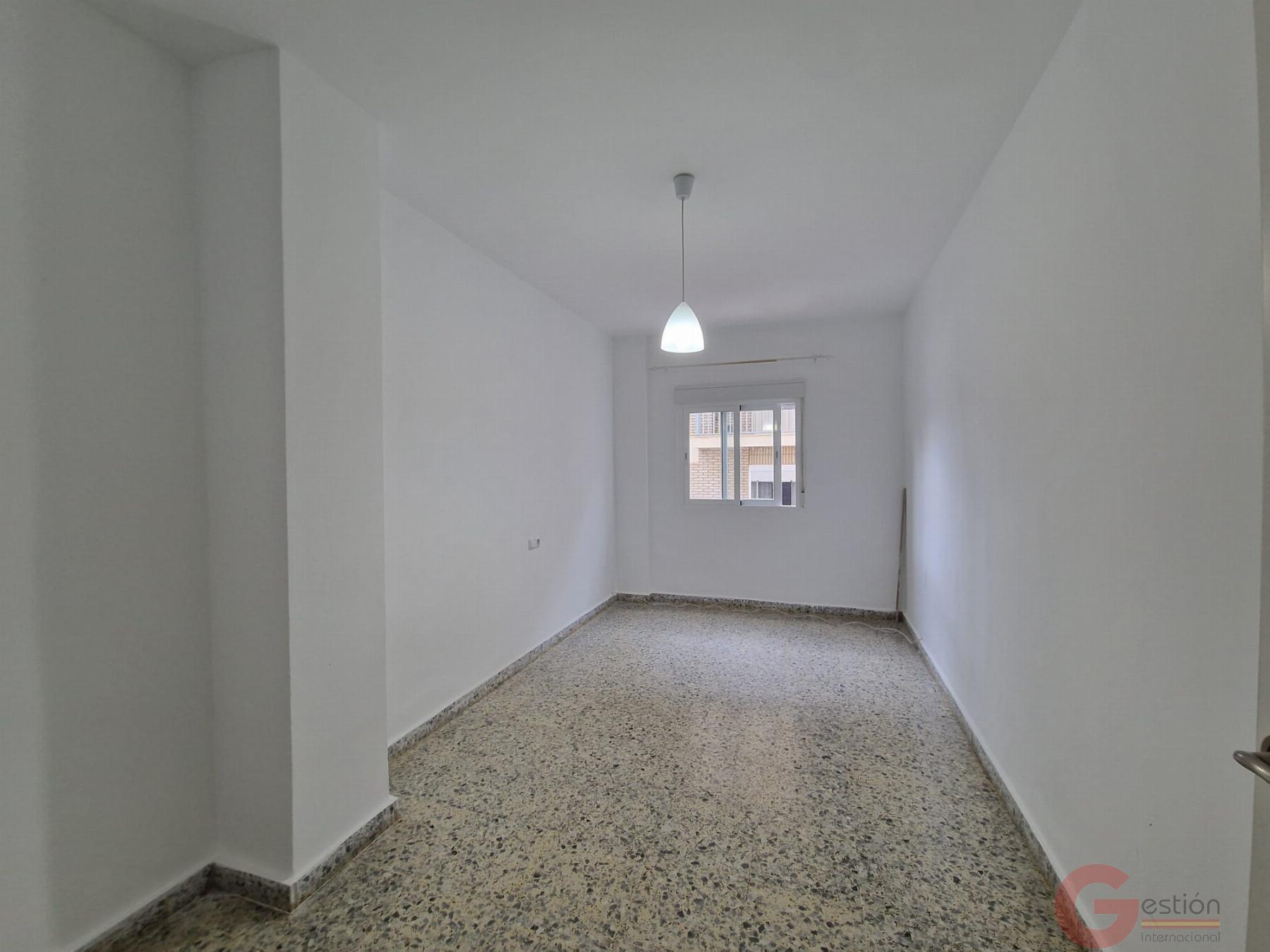Venta de piso en Salobreña