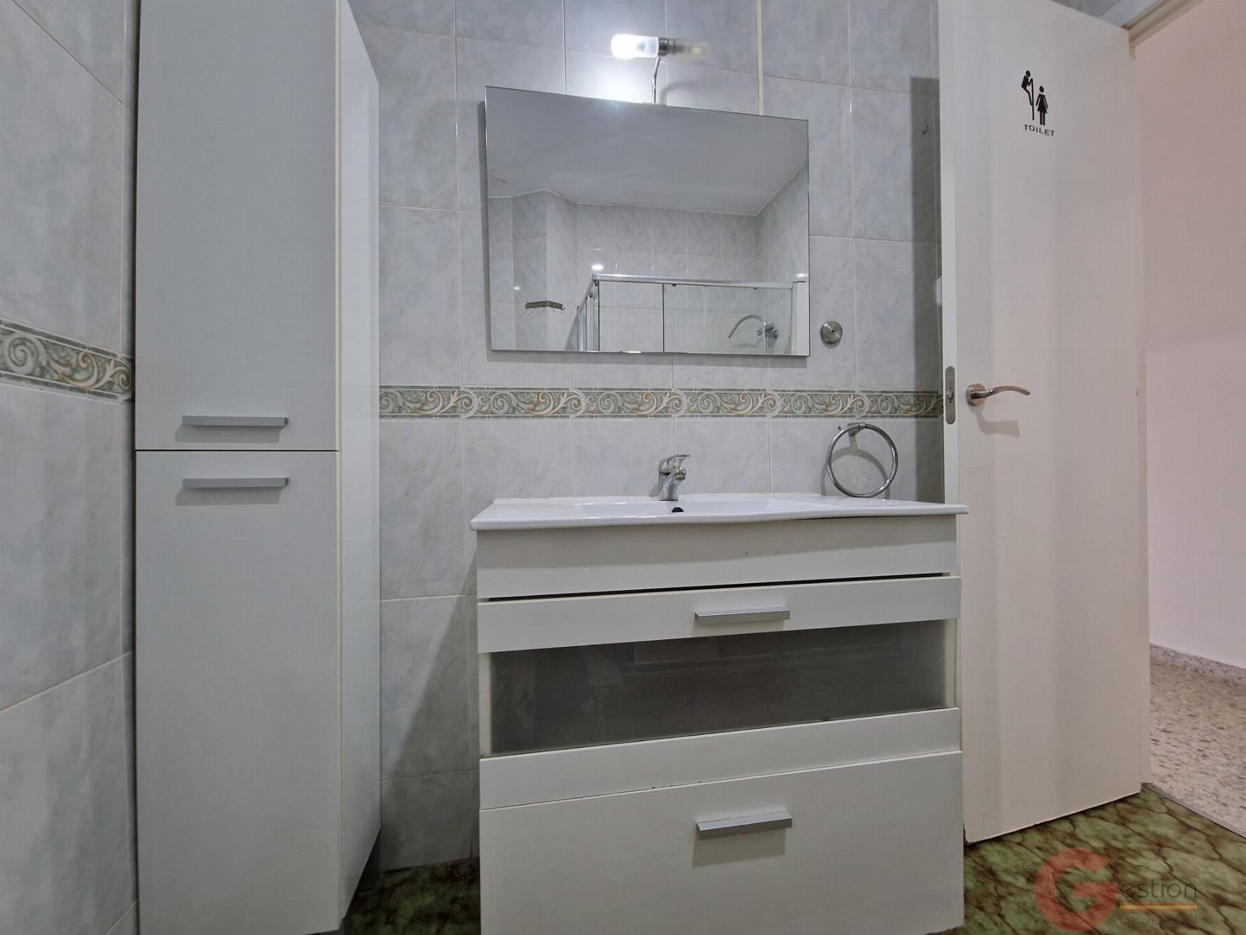 Venta de piso en Salobreña