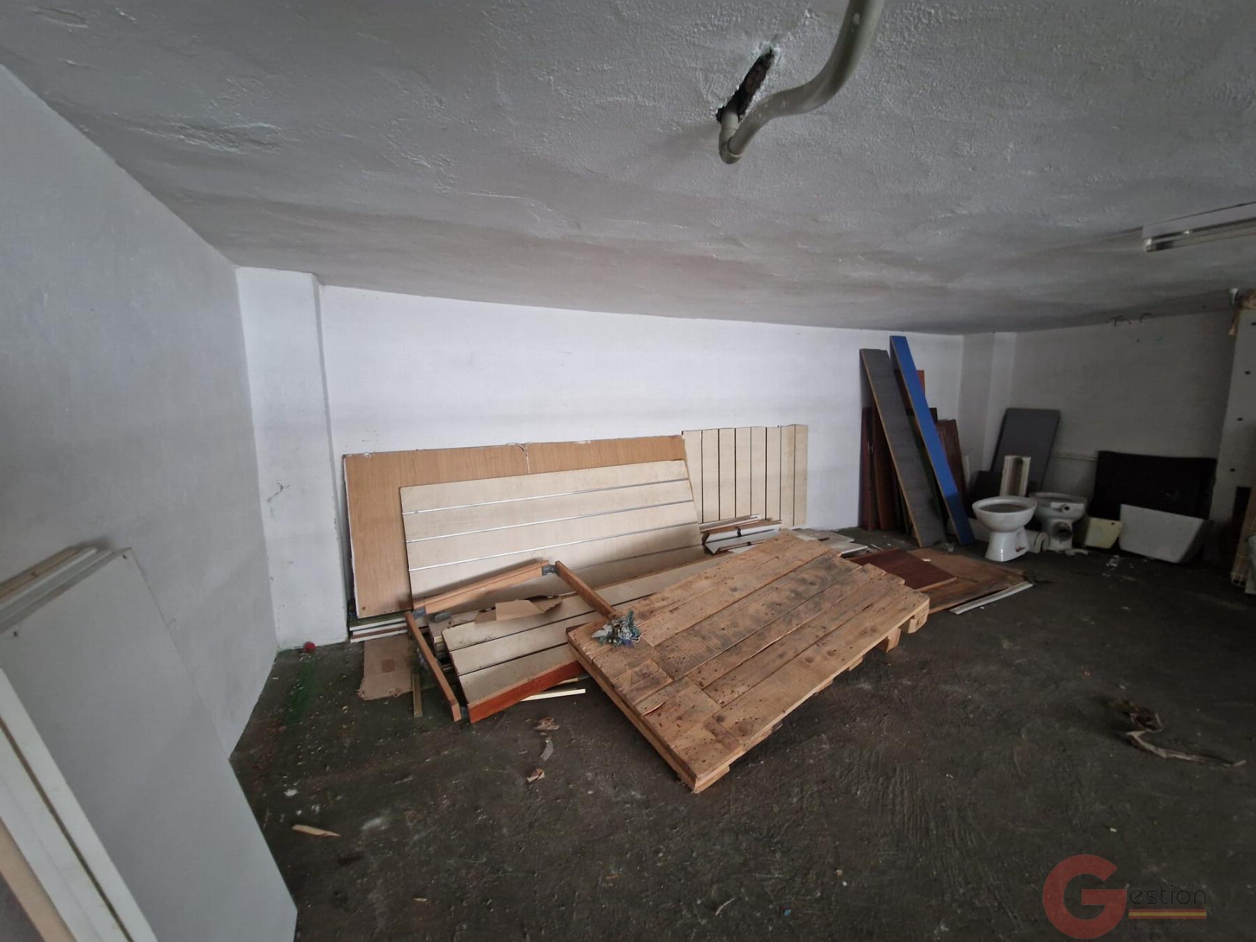 Venta de local en Salobreña