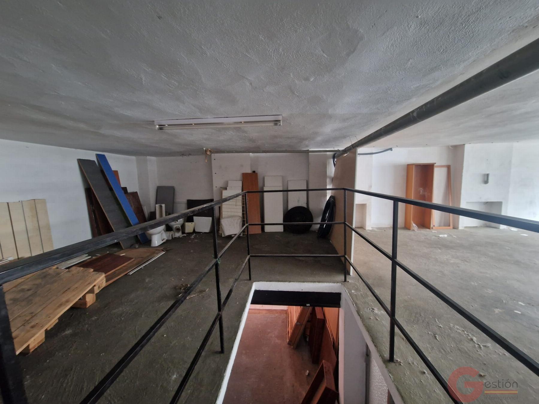 Venta de local en Salobreña