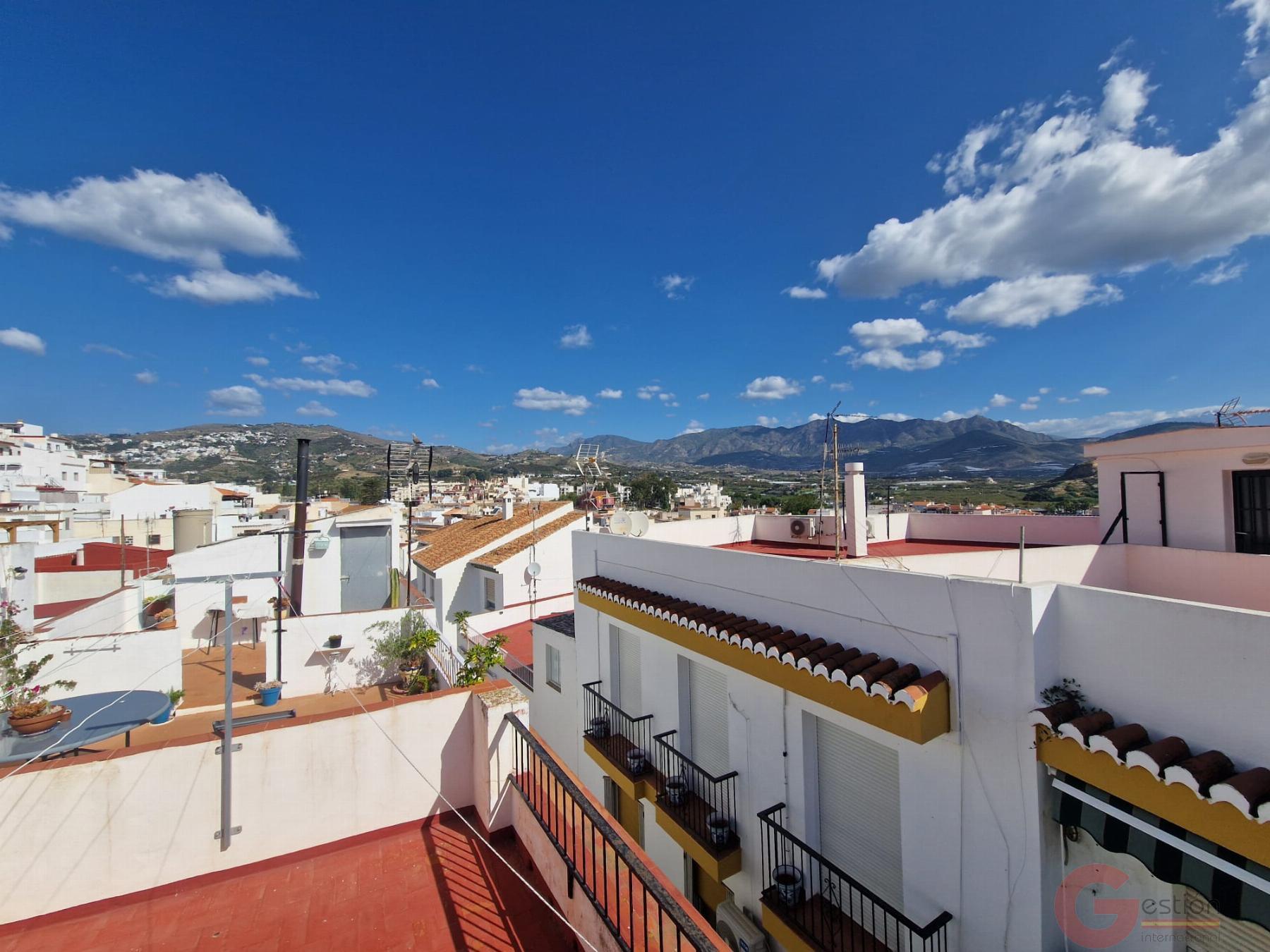 Venta de casa en Salobreña