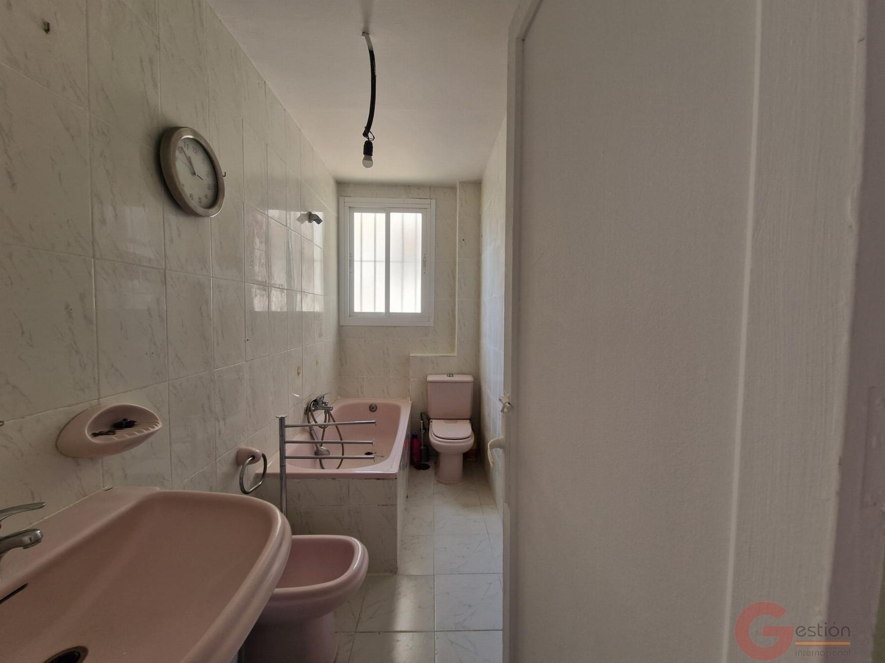 Venta de casa en Salobreña