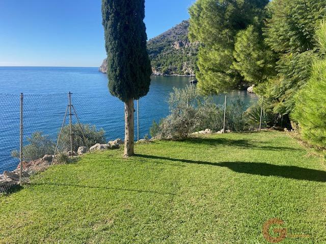 Venta de villa en La Herradura