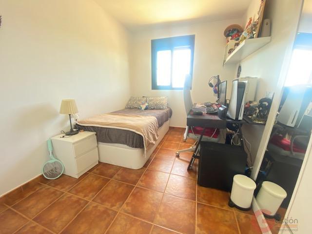 Venta de villa en Alcaucín