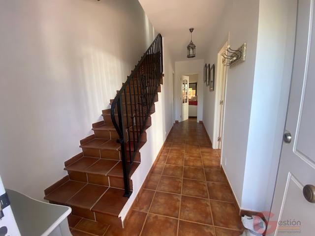 Venta de villa en Alcaucín