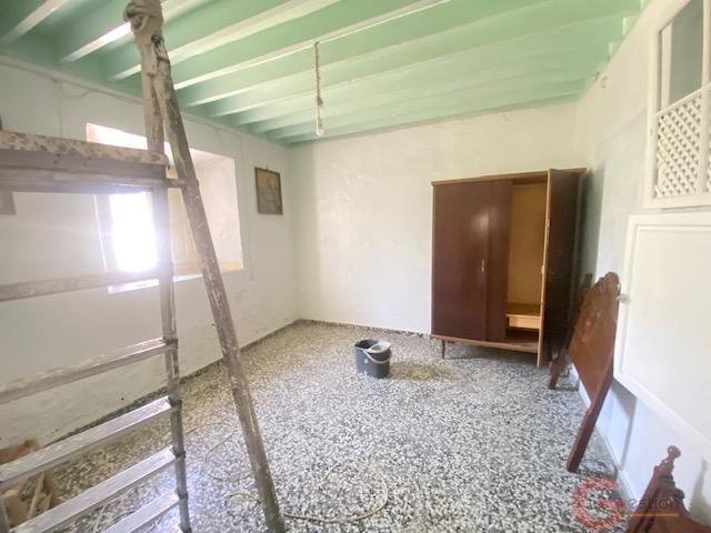 Venta de finca rústica en Comares