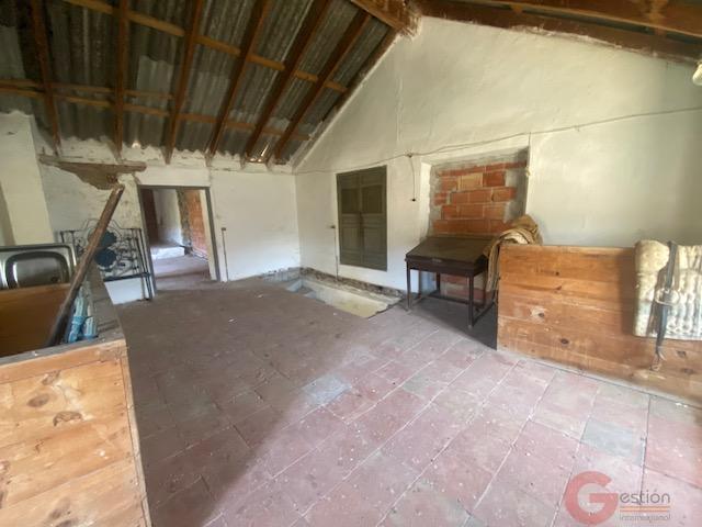 Venta de finca rústica en Comares