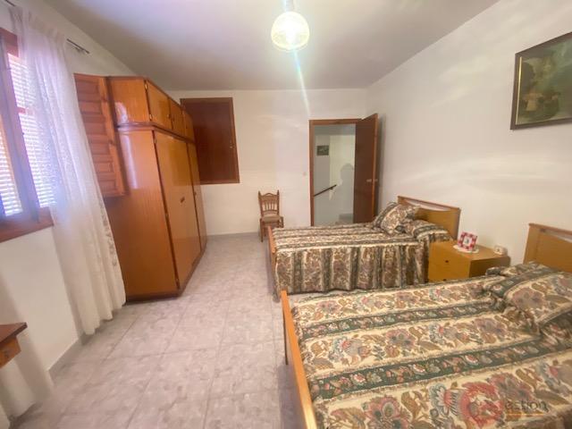 Venta de finca rústica en Comares
