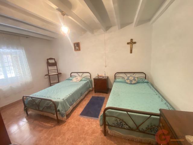 Venta de finca rústica en Comares