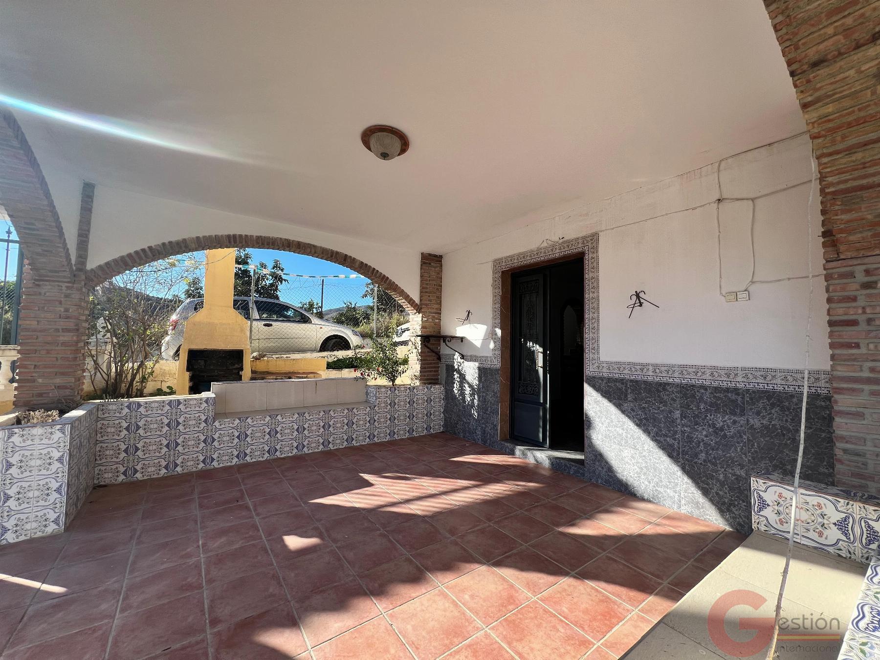 Venta de finca rústica en Molvízar
