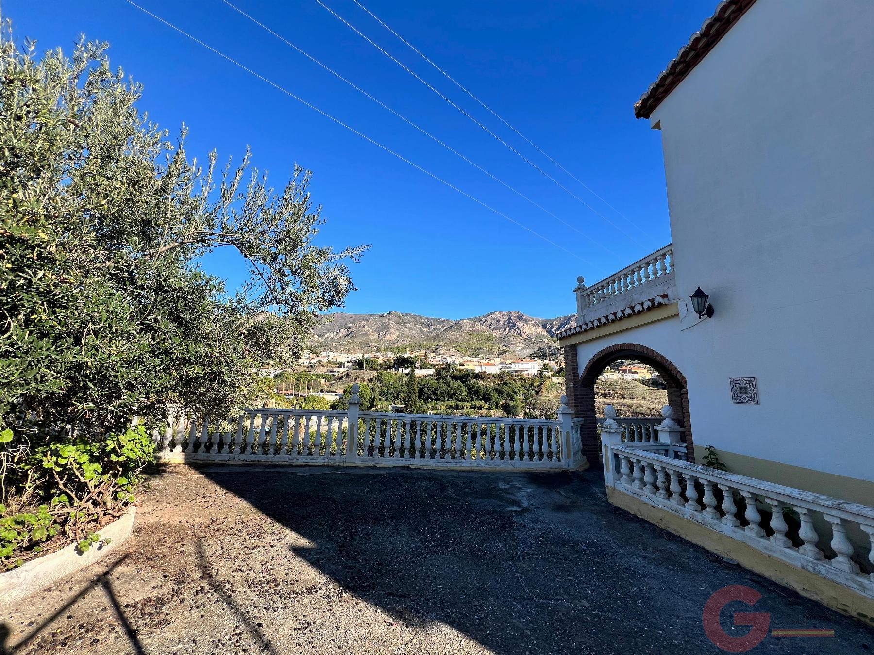 Venta de finca rústica en Molvízar