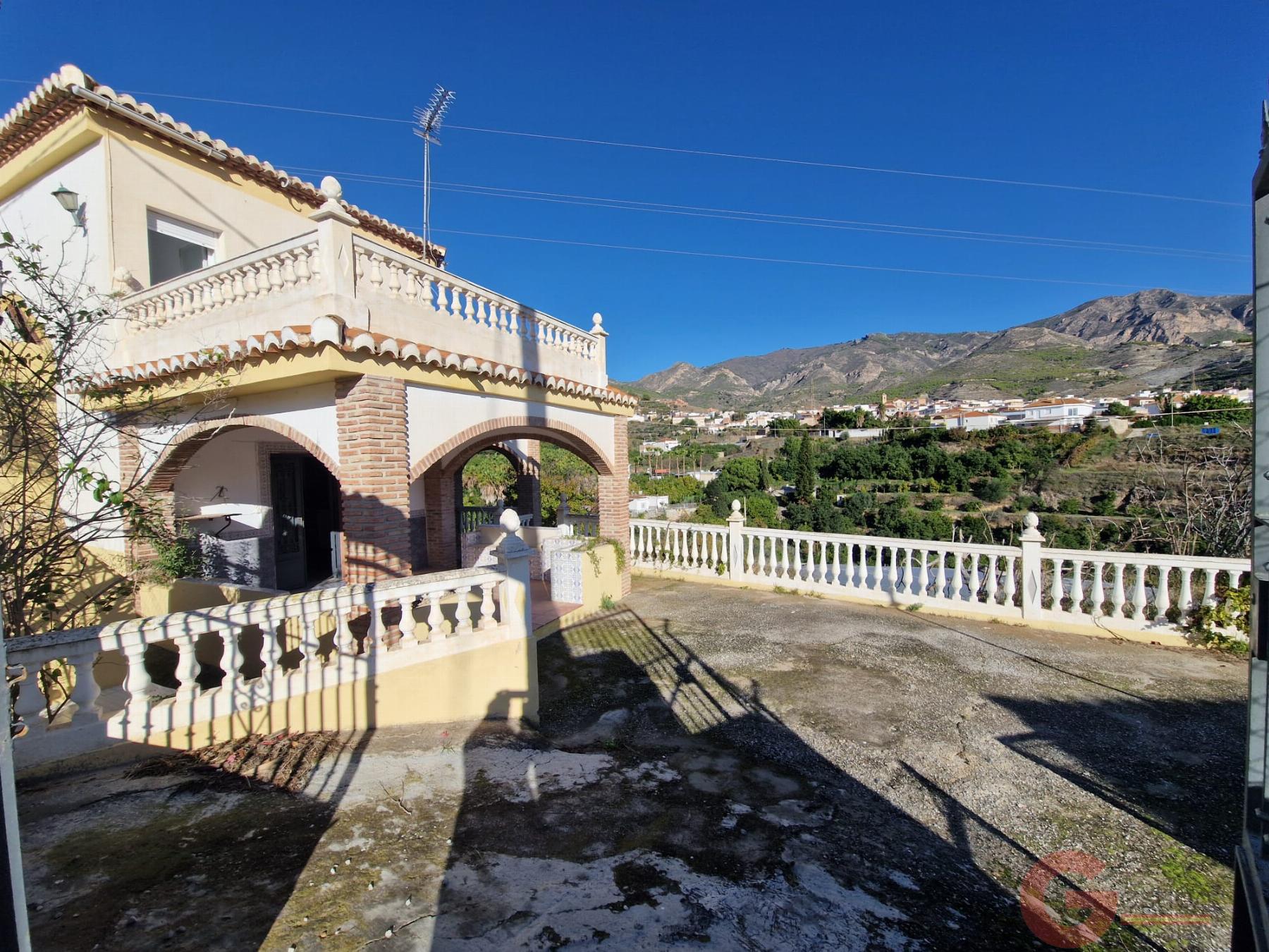 Venta de finca rústica en Molvízar