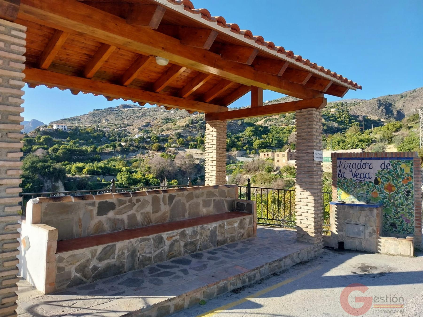 Venta de casa en Guájar Faragüit
