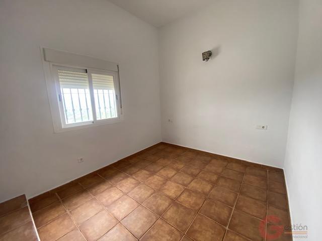 Venta de finca rústica en Cútar