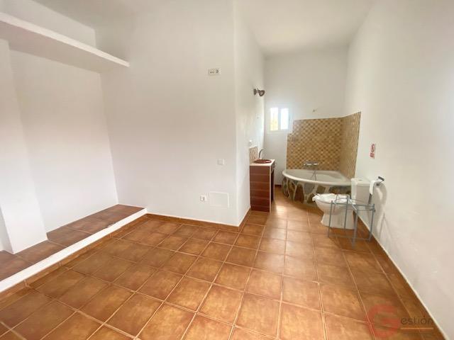 Venta de finca rústica en Cútar