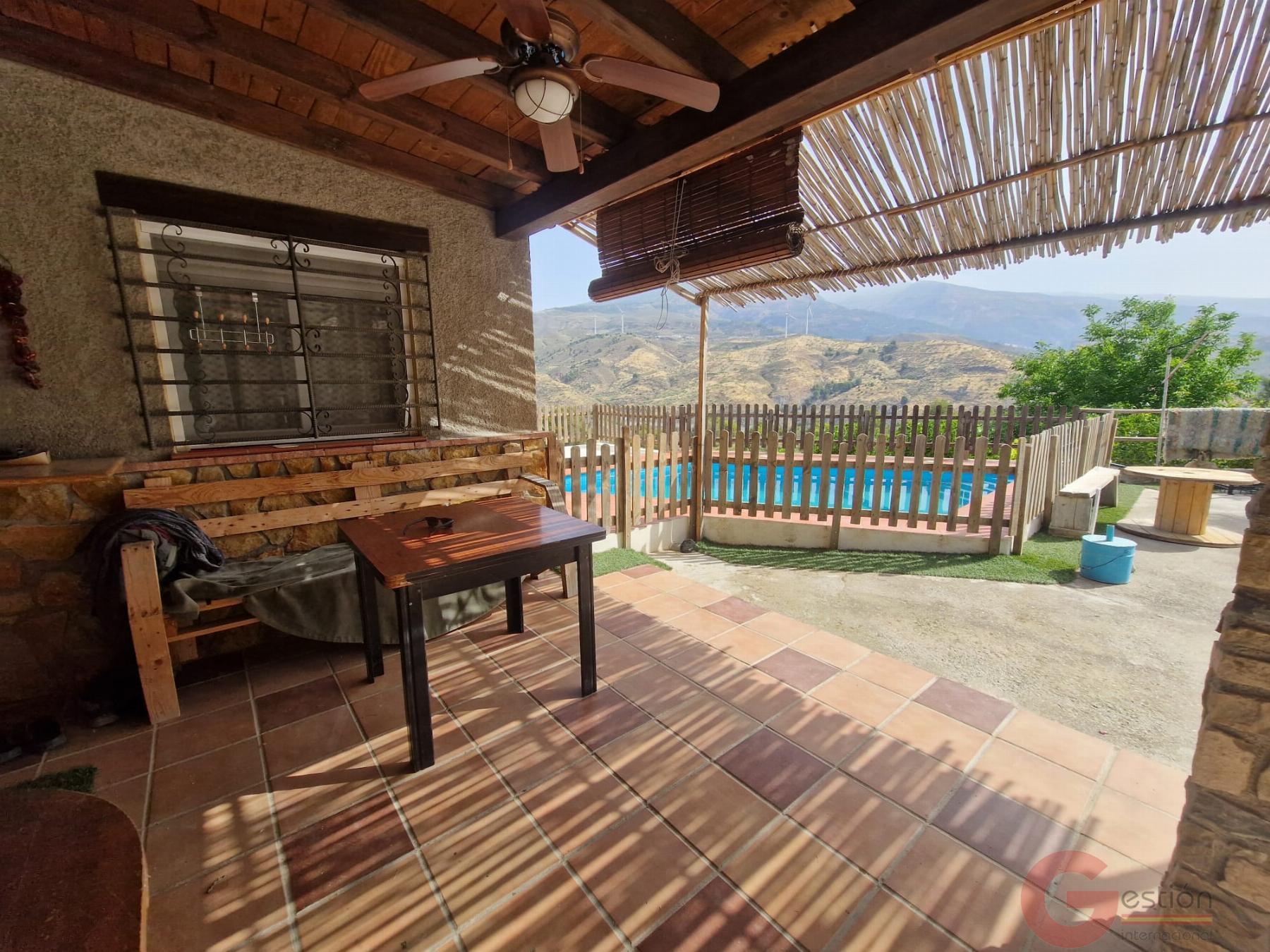 Venta de finca rústica en Vélez de Benaudalla