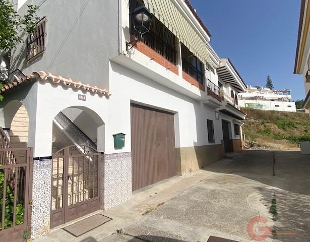 Venta de edificio en Cómpeta