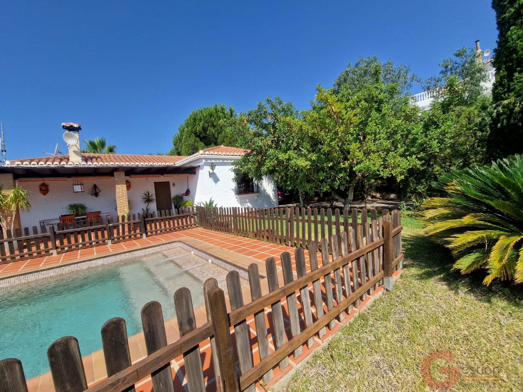 Venta de chalet en Salobreña