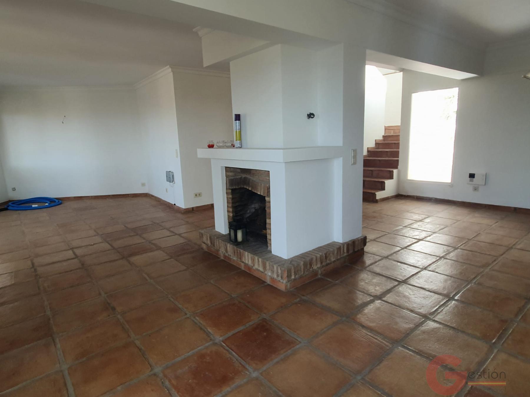 Venta de villa en Almuñécar