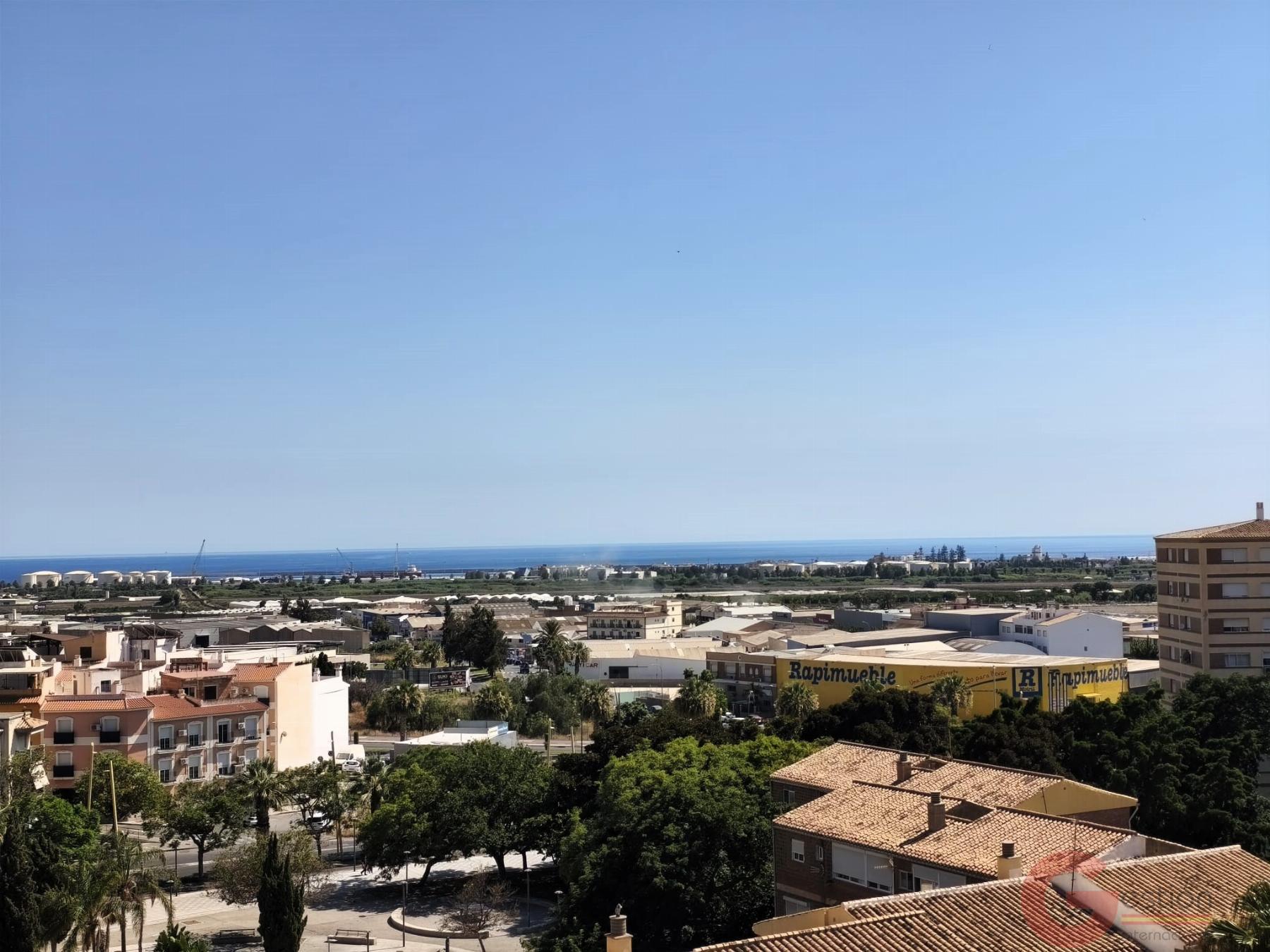 Venta de piso en Motril