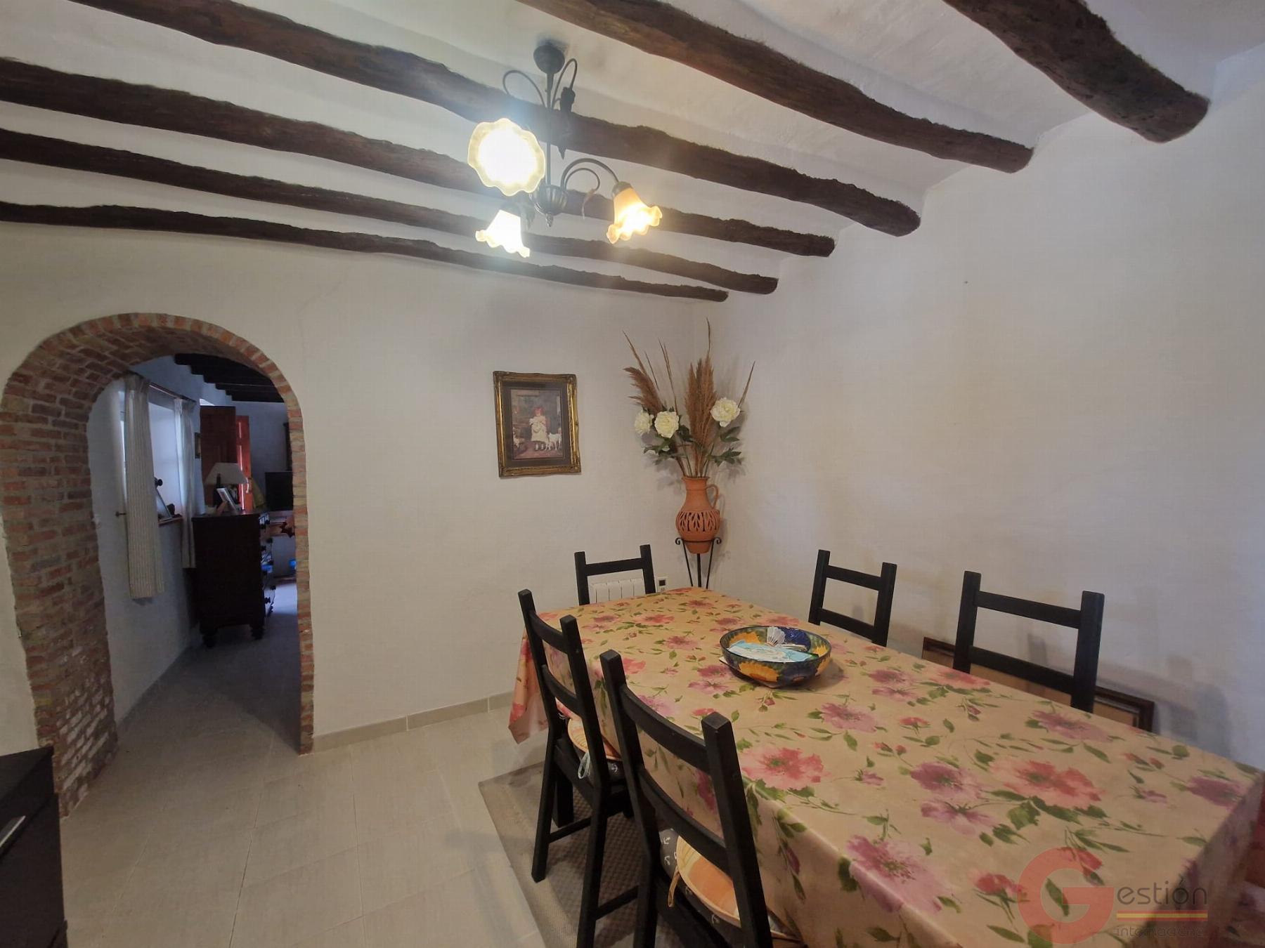 Venta de casa en Vélez de Benaudalla
