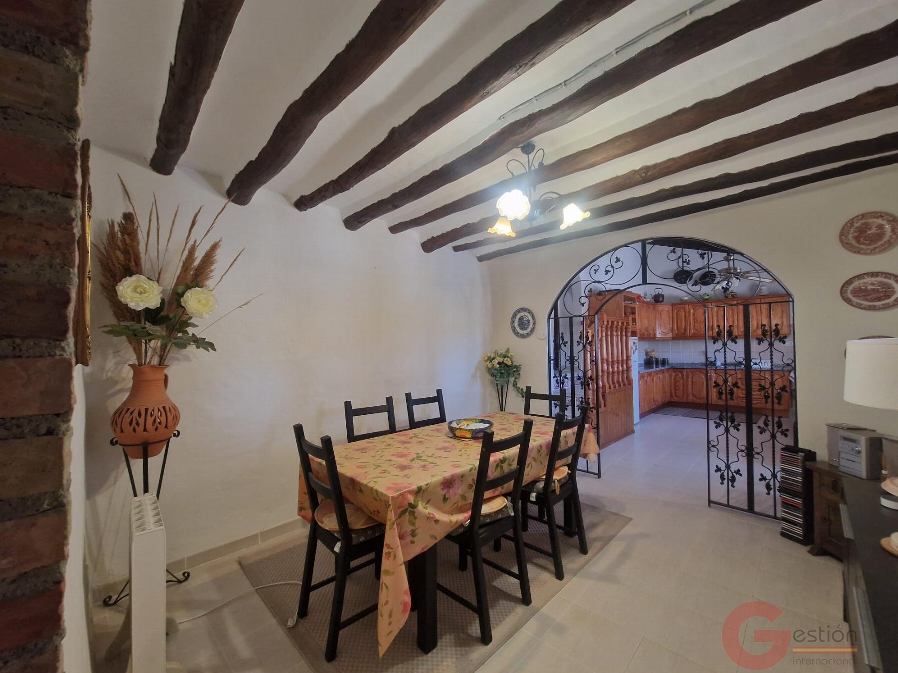 Venta de casa en Vélez de Benaudalla