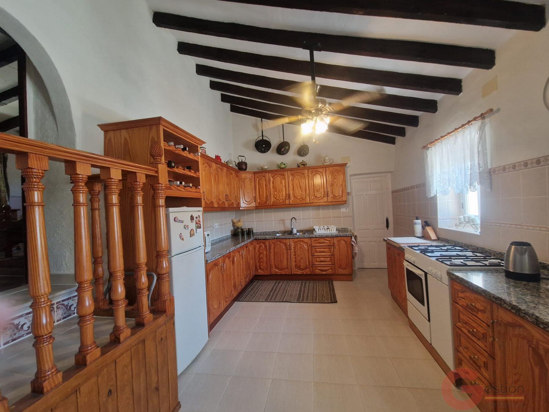 Venta de casa en Vélez de Benaudalla