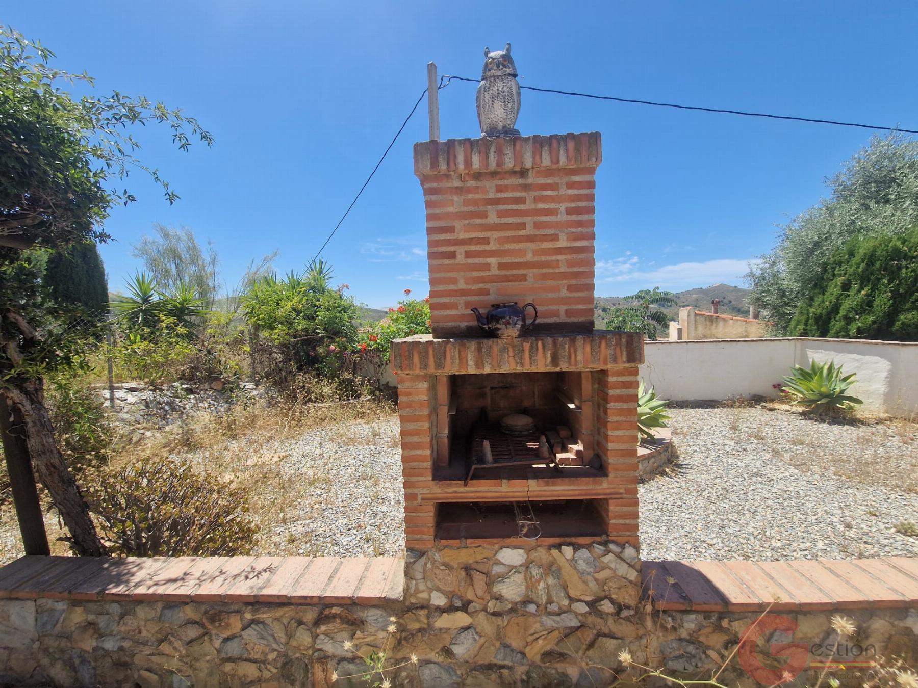 Venta de casa en Vélez de Benaudalla
