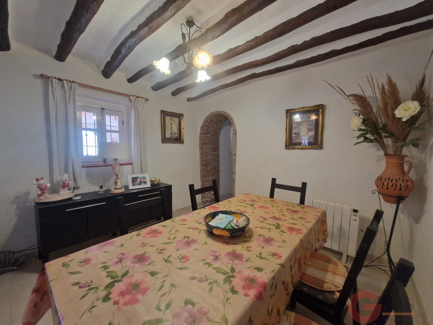 Venta de casa en Vélez de Benaudalla