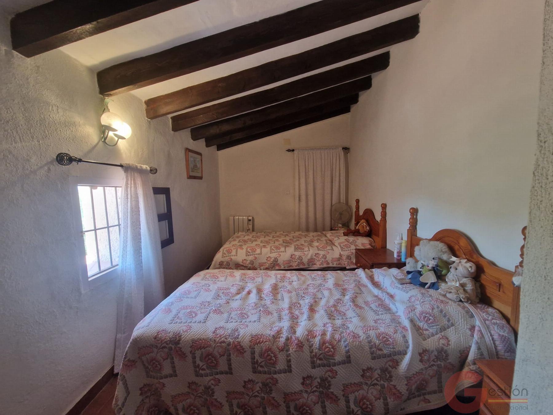 Venta de casa en Vélez de Benaudalla