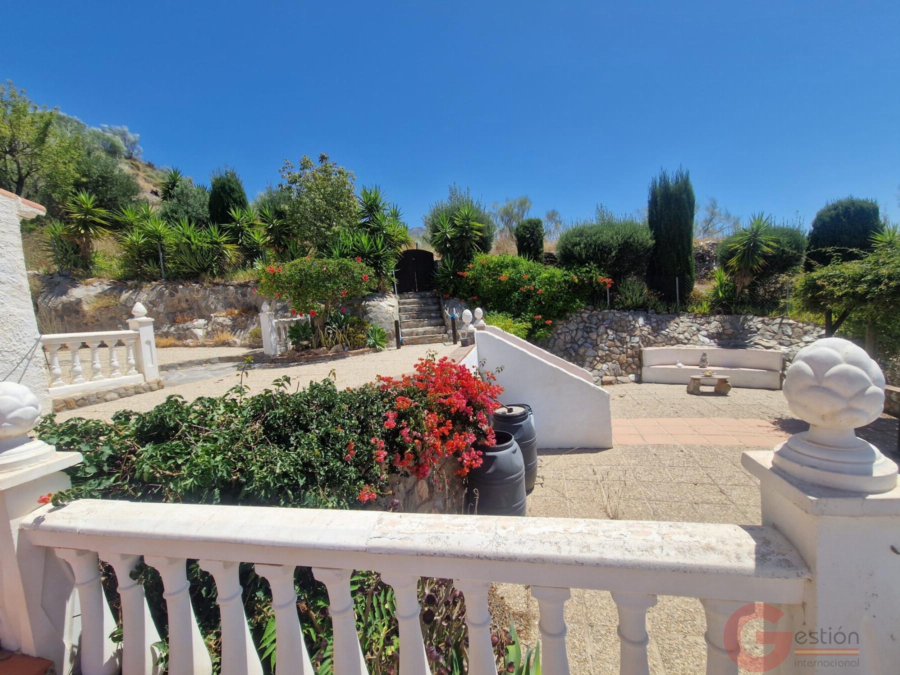 Venta de casa en Vélez de Benaudalla