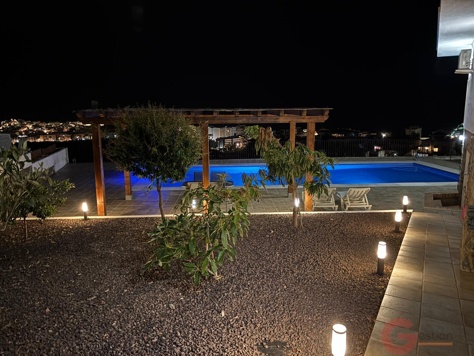 Venta de villa en Almuñécar
