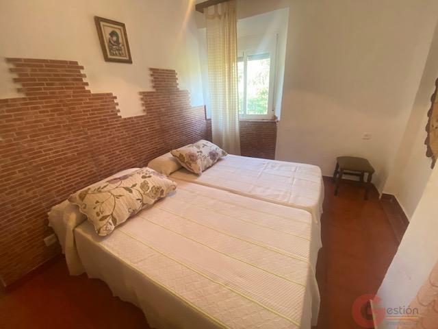 Venta de villa en Otívar