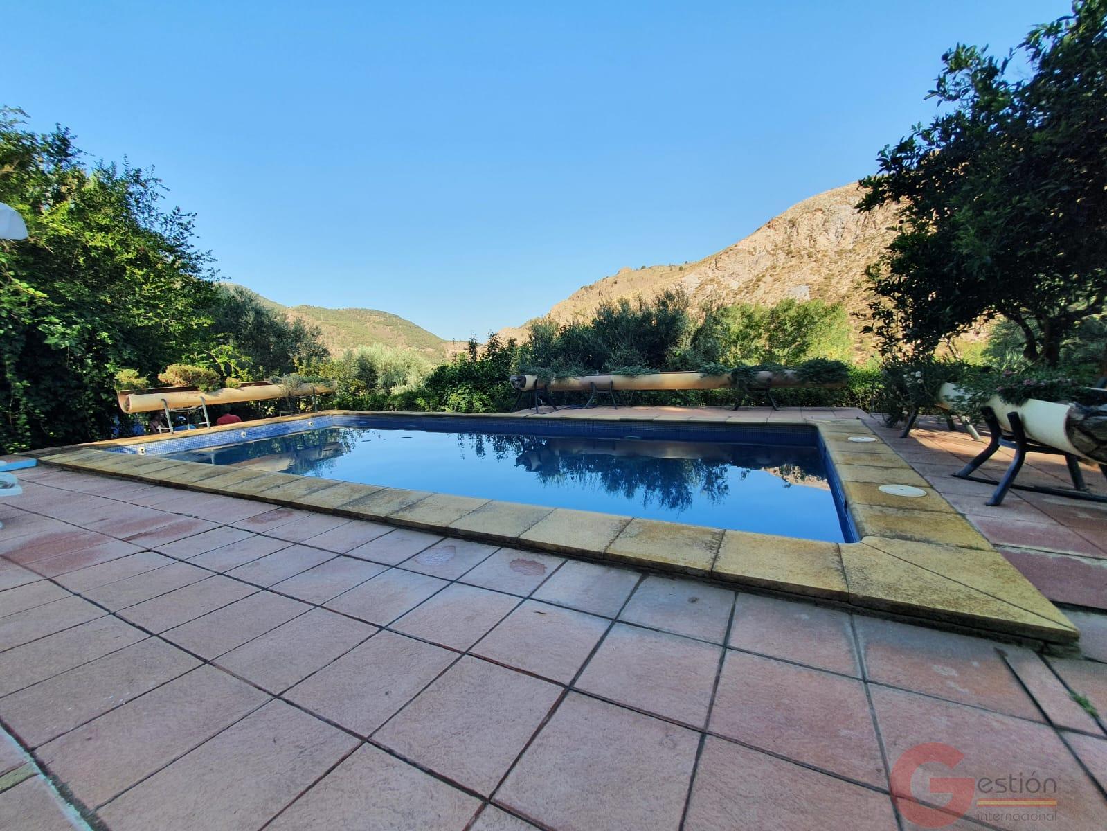 Venta de villa en Órgiva