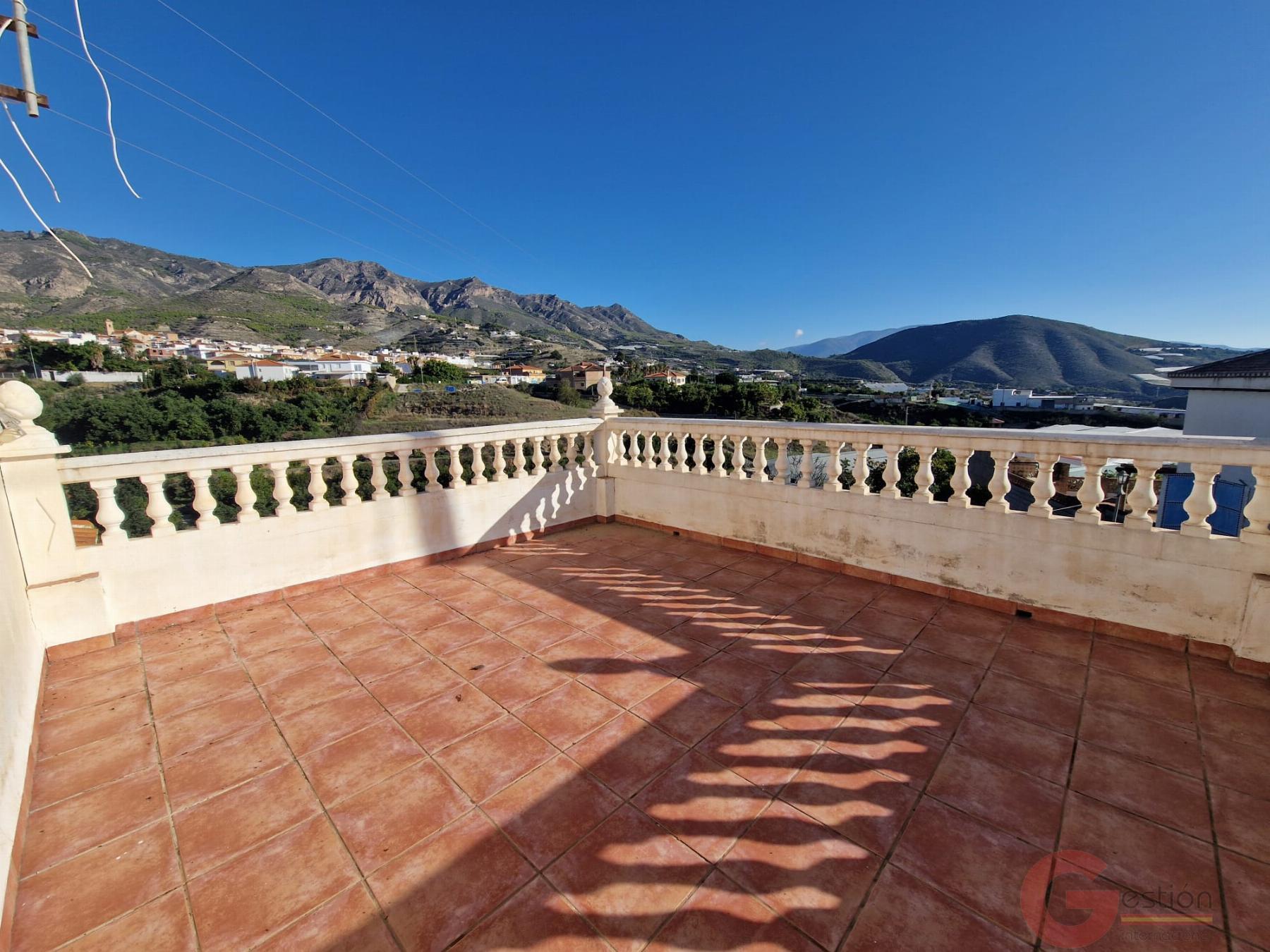 Venta de finca rústica en Molvízar