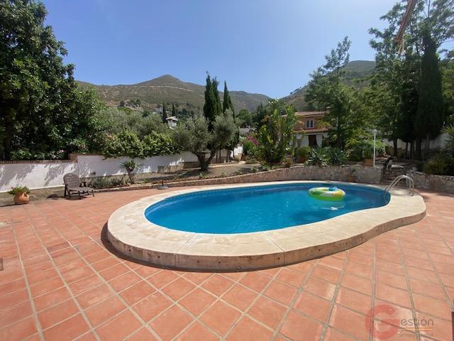 Venta de villa en Cómpeta