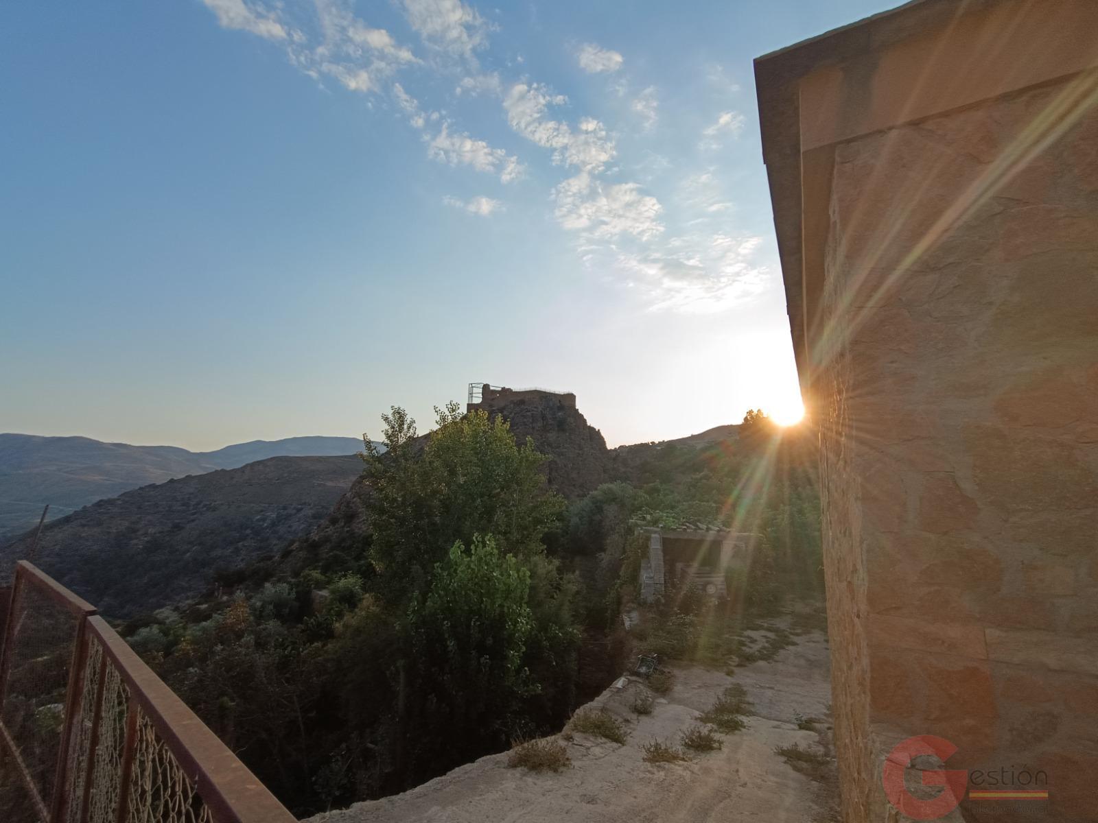 Venta de finca rústica en Lanjarón
