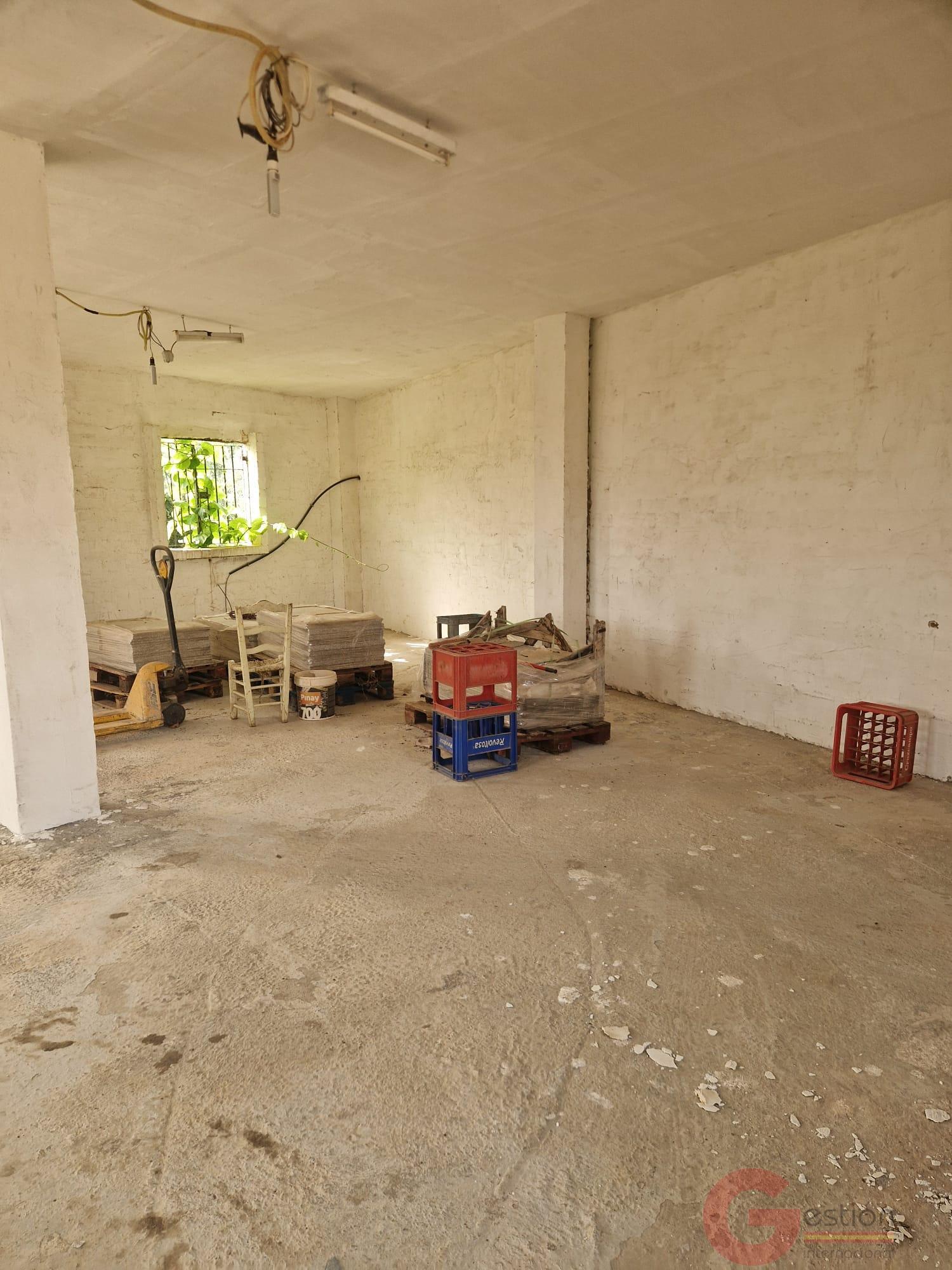 Venta de finca rústica en Lanjarón