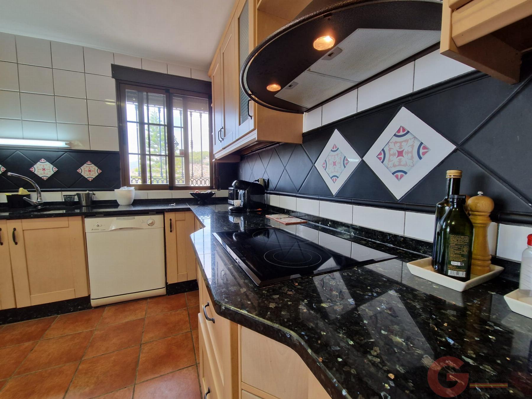 Venta de finca rústica en Molvízar