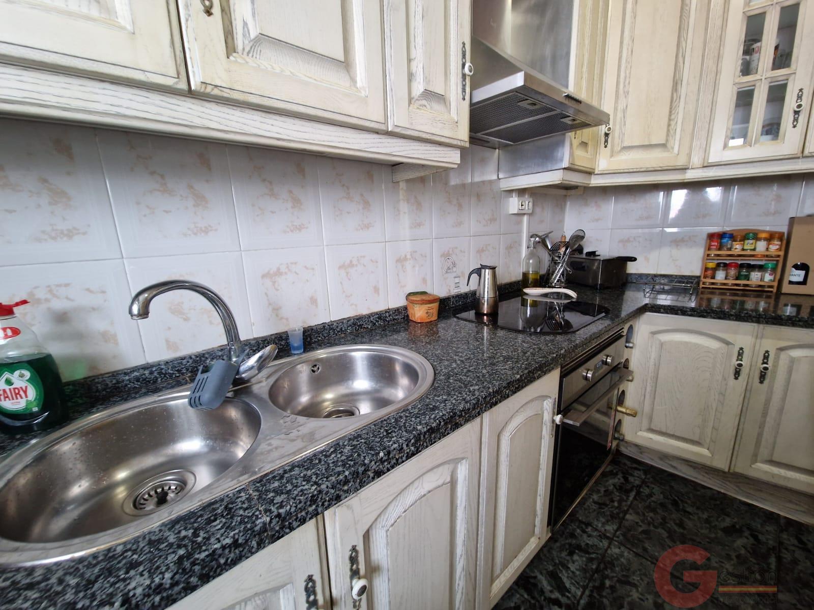 Venta de casa en Salobreña