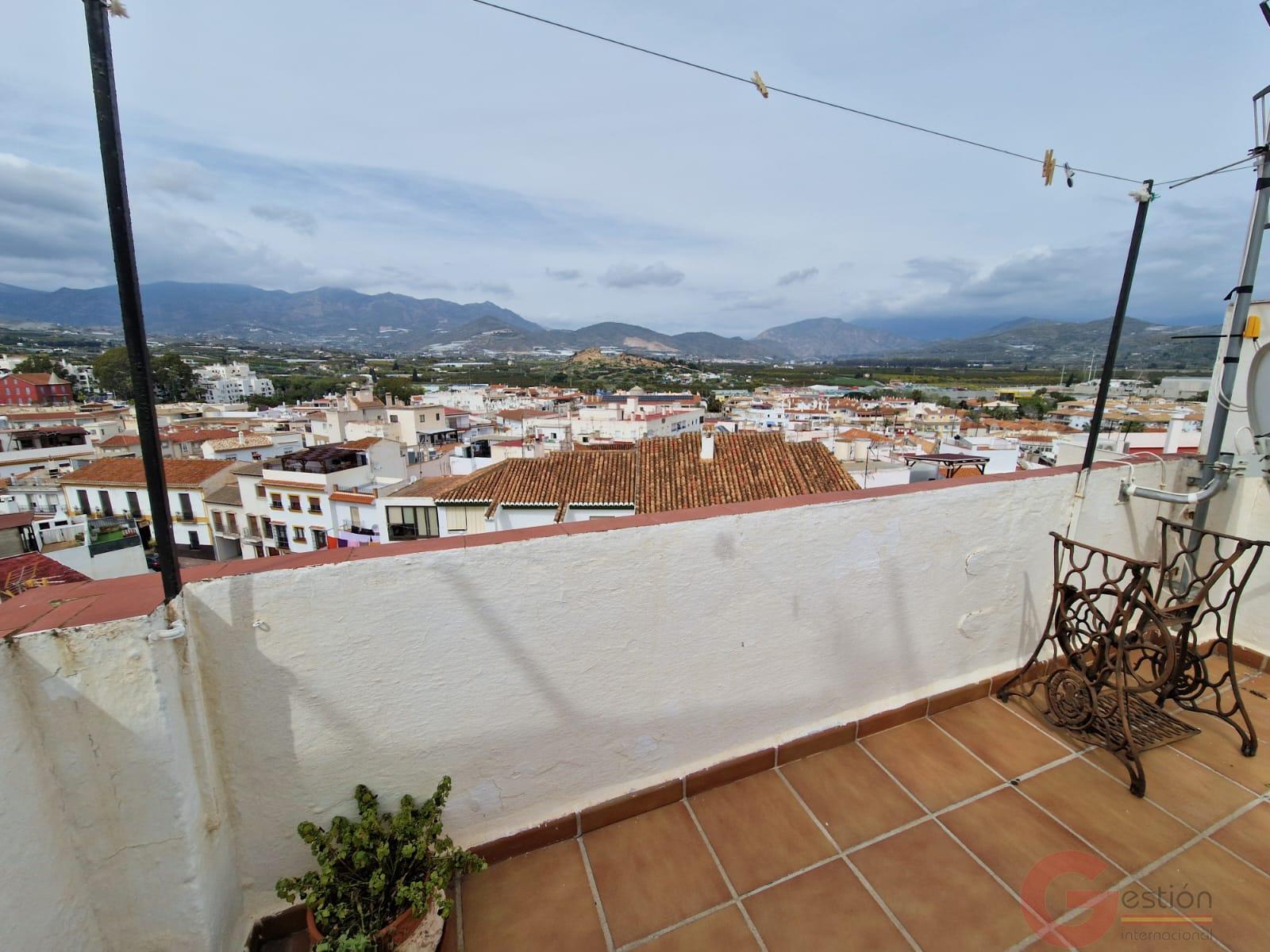 Venta de casa en Salobreña