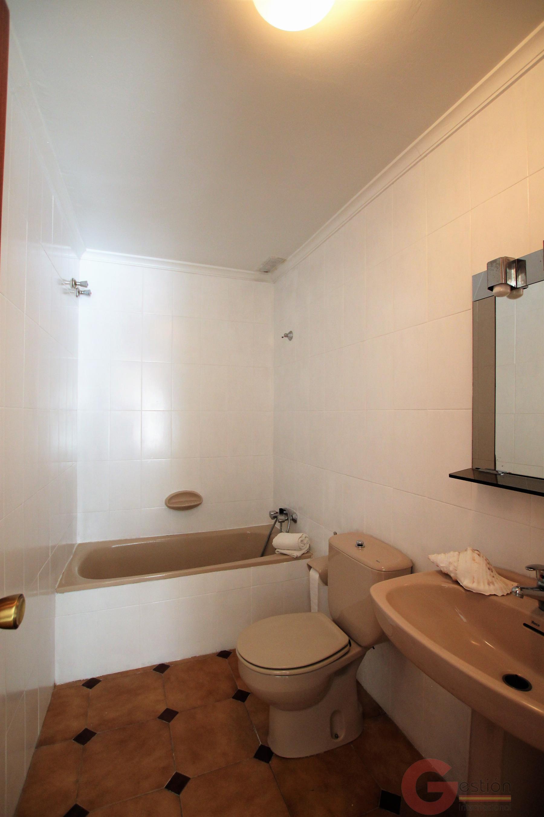 Venta de hotel en Salobreña